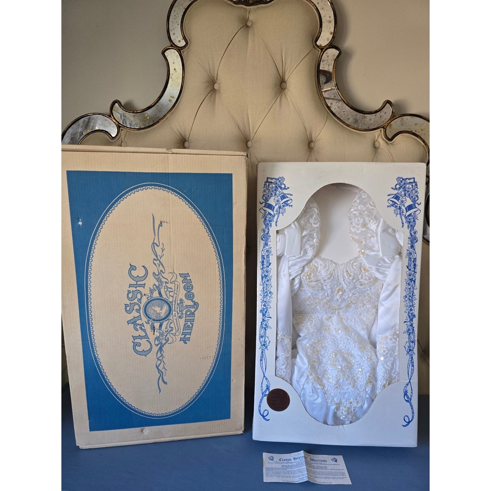 Vintage Sealed Classic Heirloom Bridal Doll Wedding Dress Keepsake Original Box